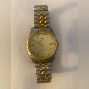 Waltham 5 ATM water resistant quartz watch